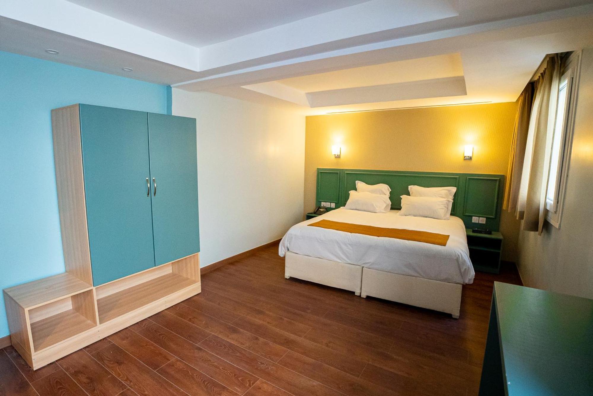 Hotel Breeze