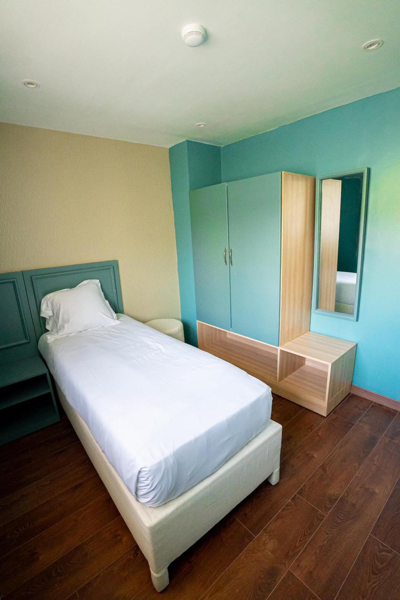 Breeze Calais